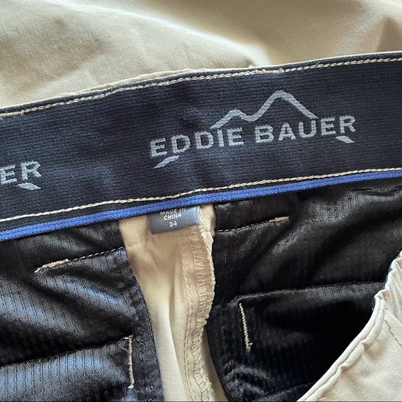 Eddie Bauer Tan Belted Cargo Shorts - Picture 3 of 4